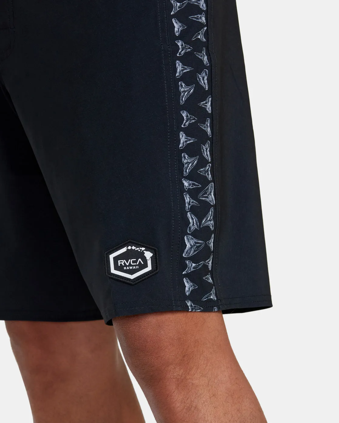 Hawaii Horton Apex 19" Boardshorts - Black