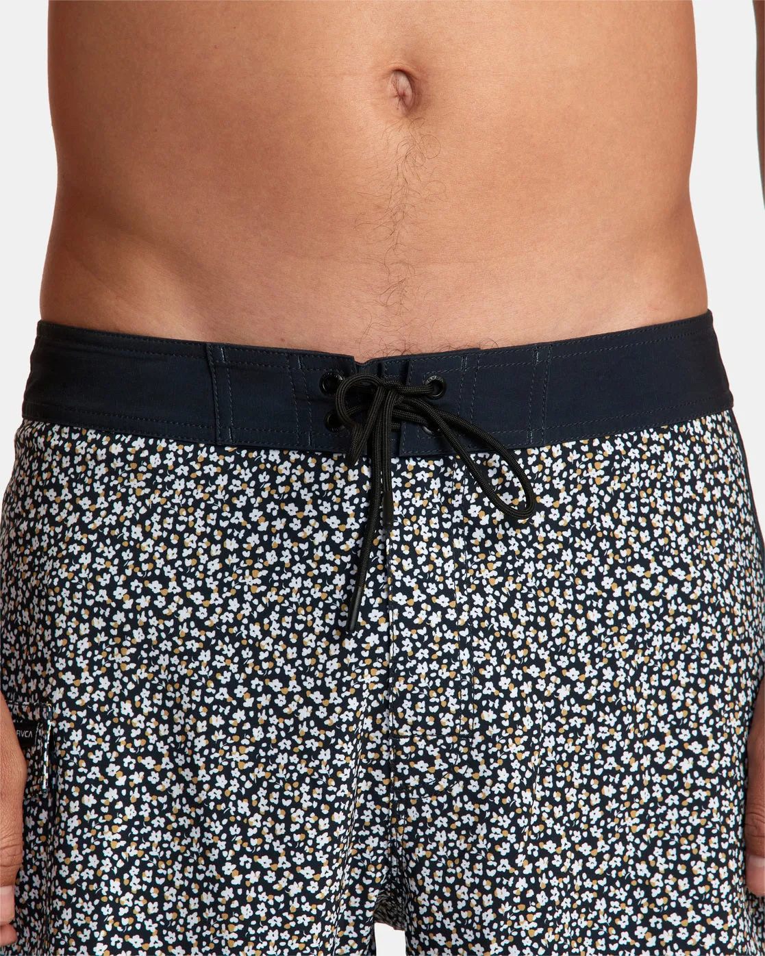 Restless 17" Boardshorts - Black